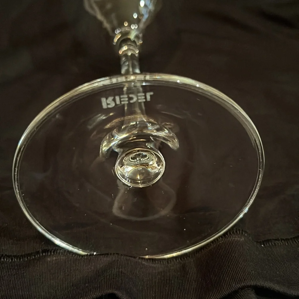 Riedel set wine